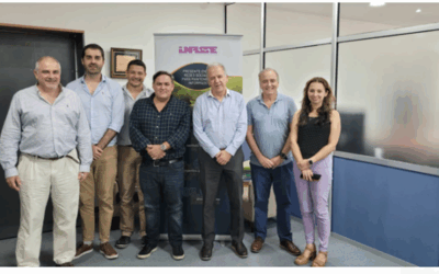 Reunion con presidente de INASE y autoridades